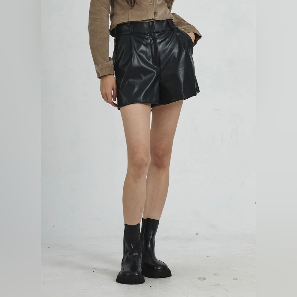 Nasty Gal Black Faux Leather Pleated High Waisted Shorts